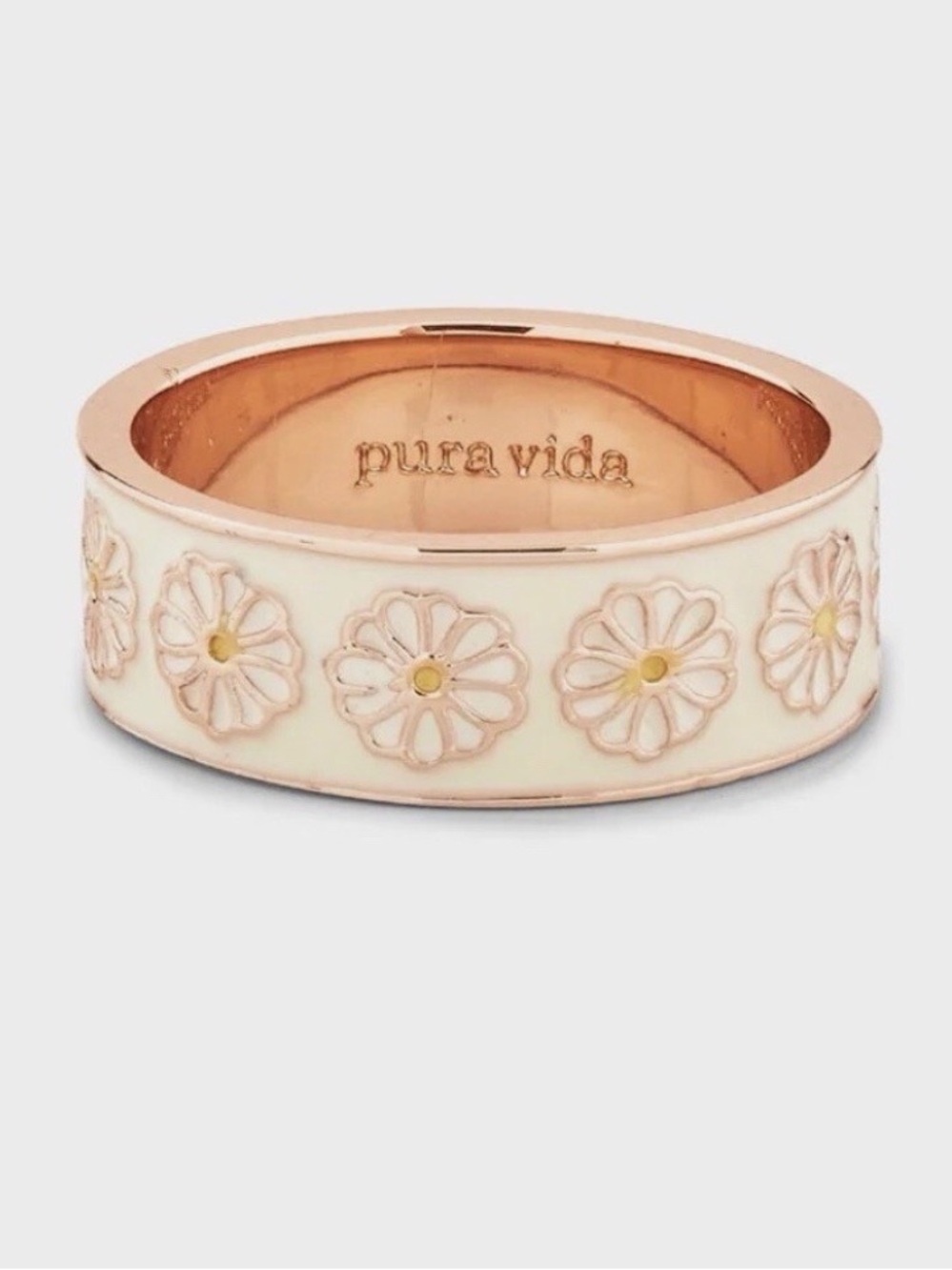 Pura Vida Rose Gold & Cream Daisy Band Ring